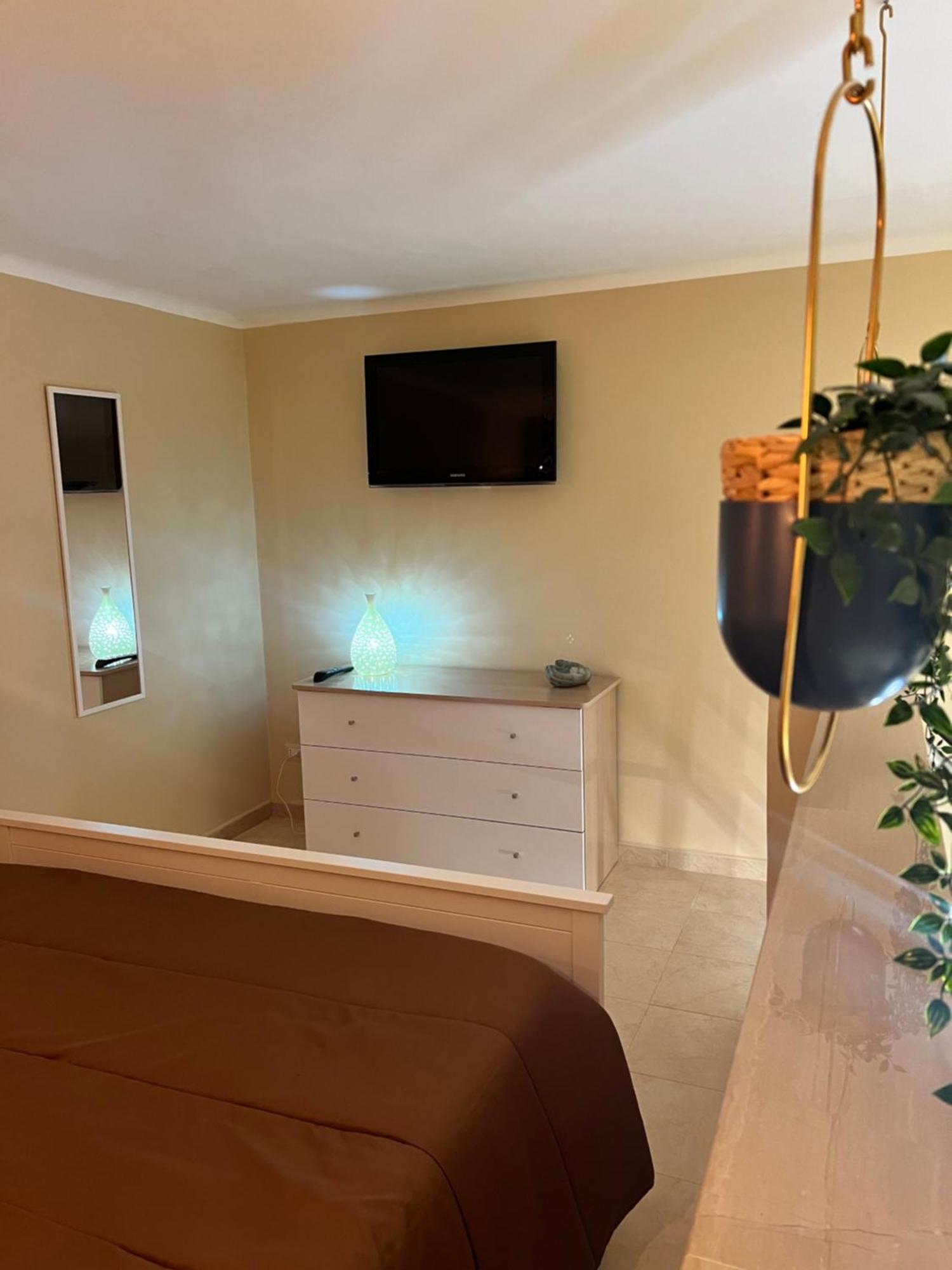 Piazzetta 42 Holiday Room تراني المظهر الخارجي الصورة